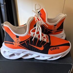 Nike San Francisco giants themed athletic sneakers size 42 or size 9 men’s
